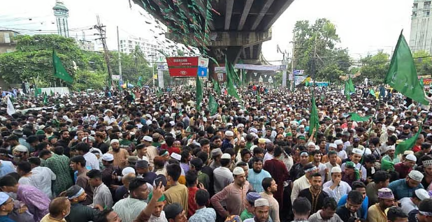 চট্টগ্রামে জশনে জুলুস