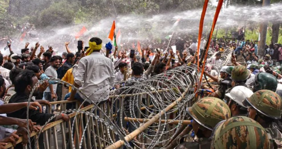 ঝাড়খণ্ডে চাকরিপ্রার্থীদের বিক্ষোভ